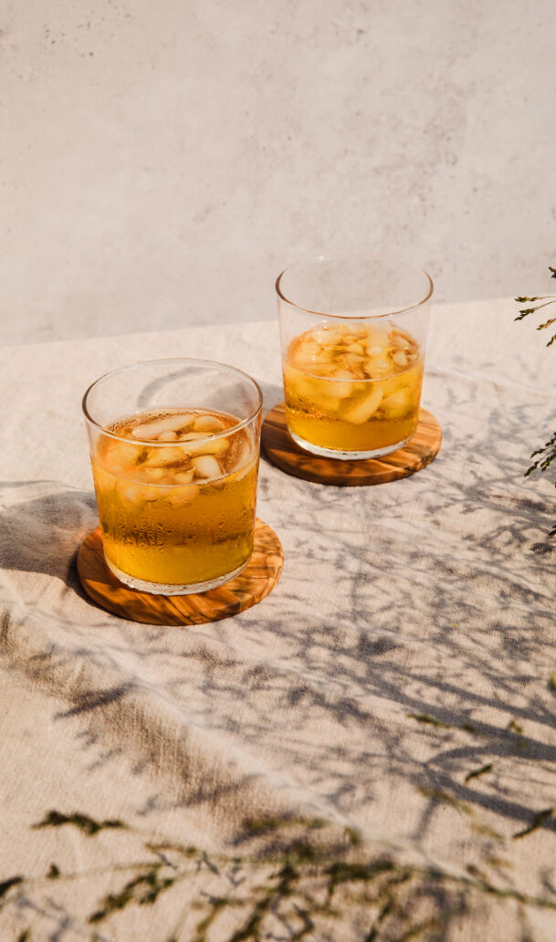 kalter Früchtetee-Cocktail