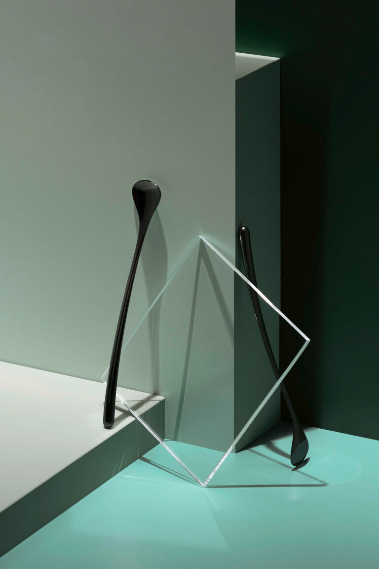 black spoons